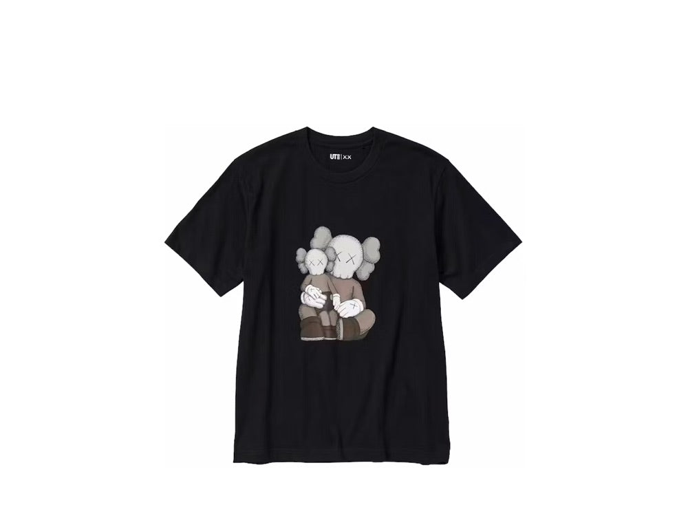 KAWS x Uniqlo UT Short Sleeve Graphic T-shirt Black (Asia Sizing) -  467775